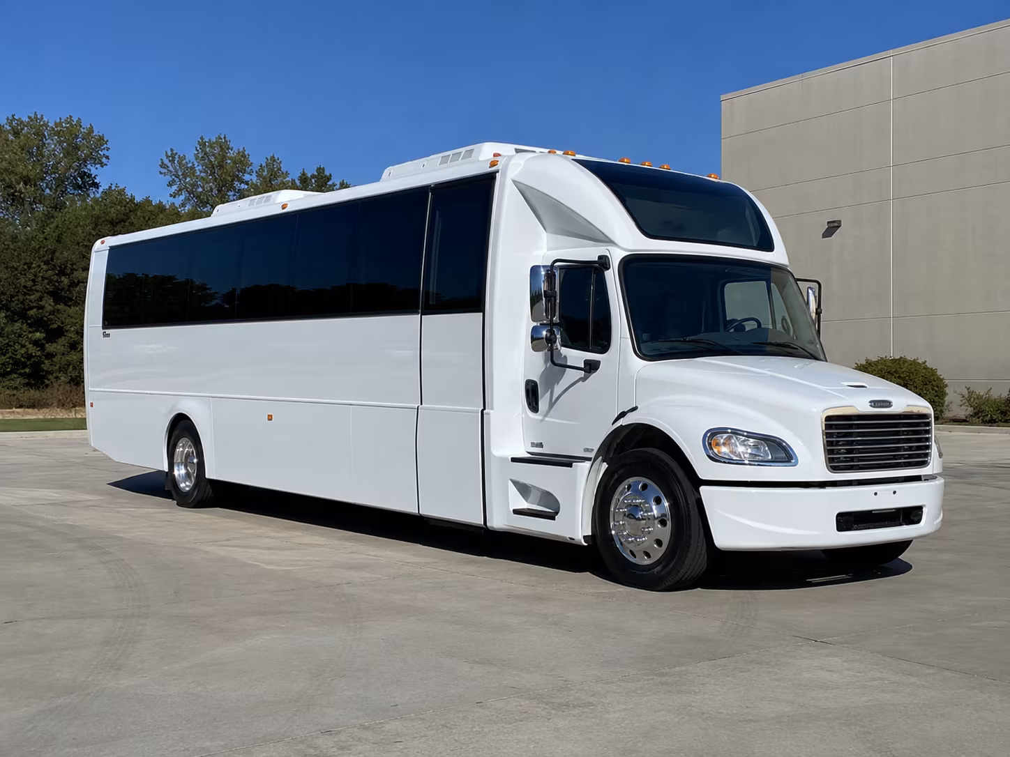 enid 28 passenger party bus