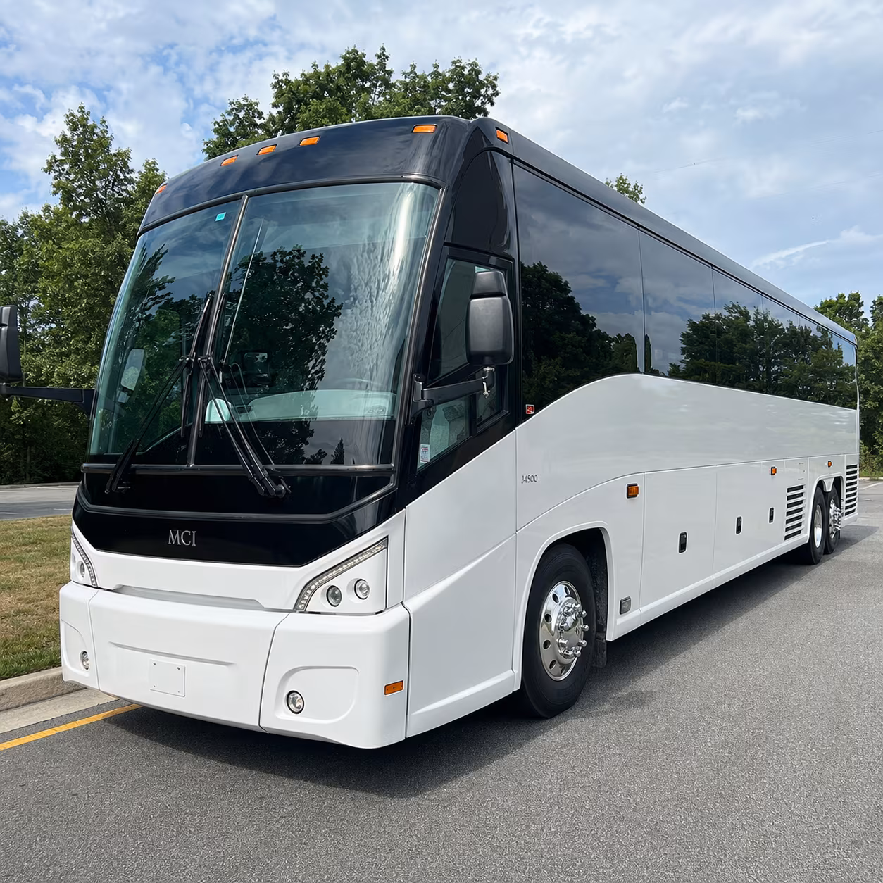 lawton rent a long distance charter bus in lawton