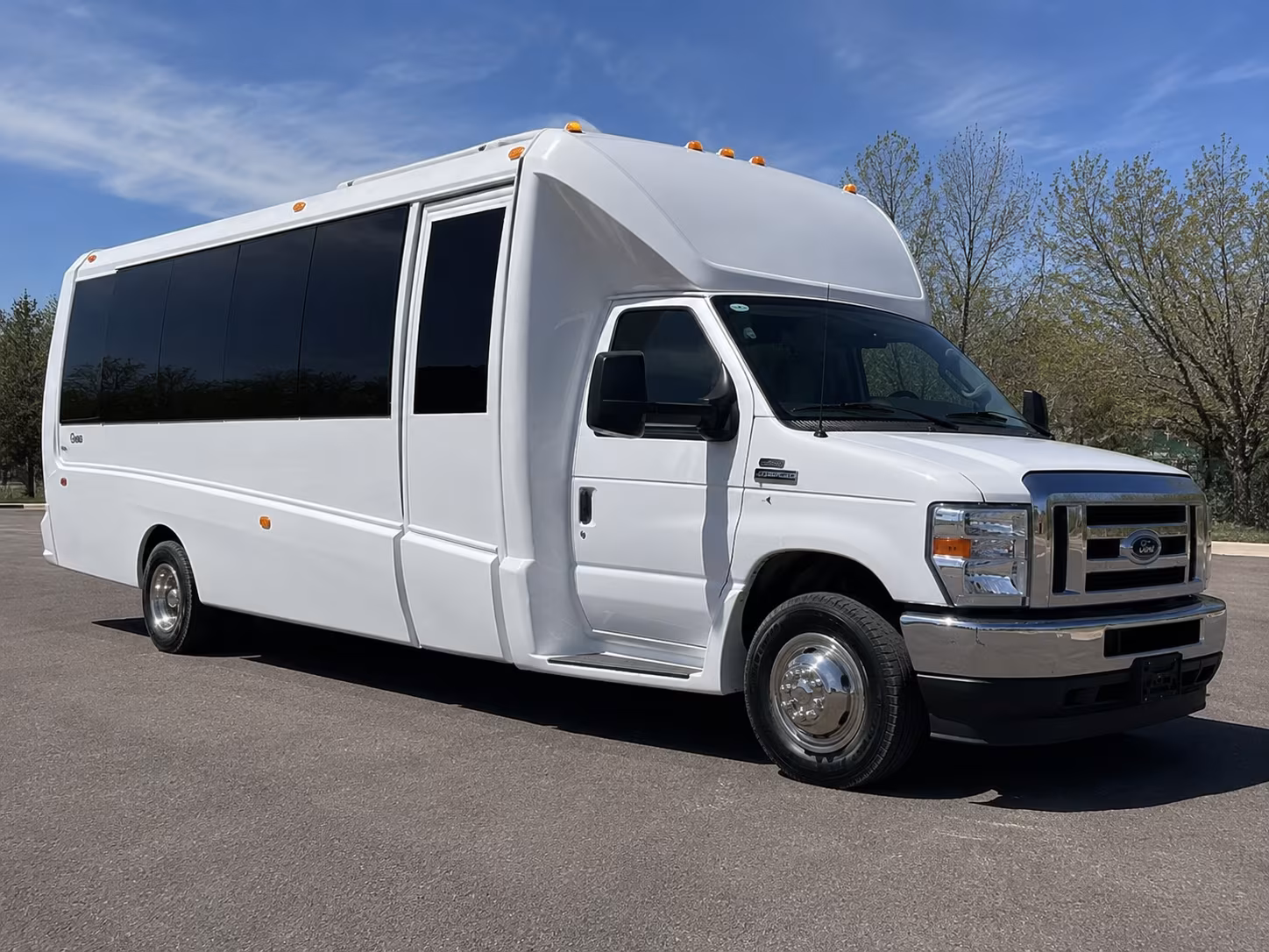 wichita private bus rentals for wichita concerts and festivals